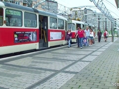 Queue, Faciale, Allemand, Hard, De plein air, Public, Adolescente, Train