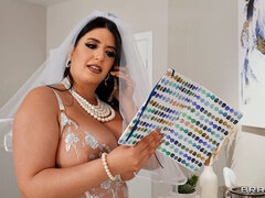 Girls wearing their sexy pumps during fucking