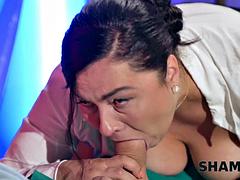 Pompino, Brunetta, Cieca, Capellona, Hardcore, Leccata, Masturbazione, Matura