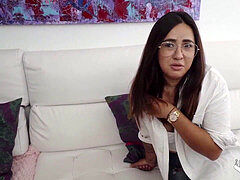 Amatööri, Suihinotto, Ruskeahiuksinen, Aisankannattaja, Eurooppalainen, Alusvaatteet, Äiti jota haluaisin panna, Espanjalainen