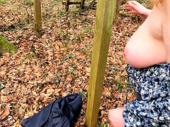 Bondage disciplina dominação submissão sadismo e masoquismo, Exibicionismo, Ao ar livre cartaz de rua outdoor, Público, Palmada, Tetas