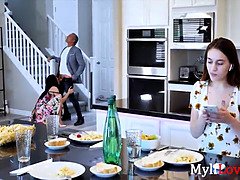 Grote kont, Grote mammen, Pijpbeurt, Bruinharig, Bedriegen, Fetisj, Hd, Rijden