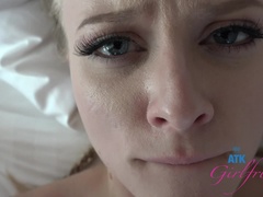 Amatorka, Obciąganie, Sperma, Palcówka, Obciąganie stopami, Drobna, Punkt widzenia, Spanking