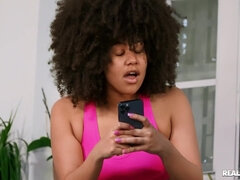 Fitness threeway orgy with Chloe Temple and Indica Monroe