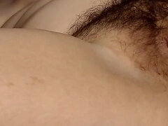 Amateur, Gros seins, Brunette brune, Béant, Poilue, Chatte, Tatouage