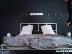 Mačiatko, Kuřba, Zväčšenie, Spermie v puse, Dedko, Hd, Pička, Teenka