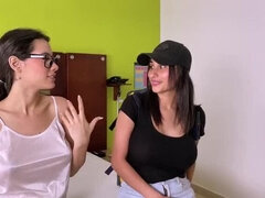 Большой член, Большие сиськи, Минет, Дилдо, Кожа, Лизание, Соски, Молоденькие