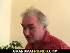 Vovô, Vovozinha, Grupo, Punheta, Masturbação, Maduroa, Realidade, Sexo grupal a três