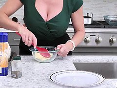 Красивые, Блондинки, Минет, Грудастые, Глубокая глотка, Мастурбация, Киски, Мачеха