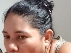 Testes gyönyörű hölgy, Cumizás, Pár, Szájba élvezés, Házi készítésű, Latin lány, Érett koros, Érett feleség