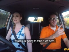 Amateur, Sucer une bite, Voiture, En levrette, Branlette thaïlandaise, De plein air, Pov, Chatte