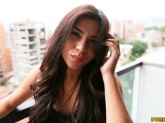 Rumpa, Avsugning, Doggystyle, Slick, Strippning, Tonåring, Tuttar