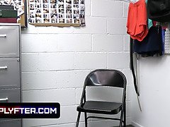 Hátulsó szoba, Krémes süti, Uralkodás, Szőrös, Hd, Nuni, Tabu, Tini