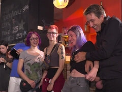 Anaal, Bondage discipline sadomasochisme, Pijpbeurt, Seksspeelgoed, Buiten, Openbaar, Kut duiken, Bekijker