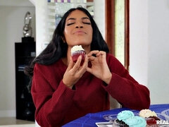 Braunhaarige, Spermaladung, Hundestellung, Nahrung, Absätze, Öl, Muschi, Tätowierung