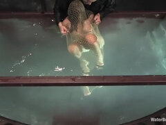 Σαδομαζοχιστικό, Πίπα, Συμπαθητική, Φετιχ, Ηδ, Θηλές, Μουνί, Βυζιά