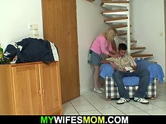 Mooi, Blond, Pijpbeurt, Rondborstig, Oudere vrouw, Moeder die ik wil neuken, Realiteit, Stiefmoeder