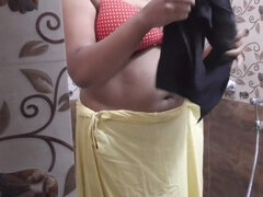 Amatör, Stor stjärt, Avsugning, Fångad, Creampie, Indisk, Mamma, Bröstvårtor