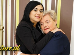 Perse, Mummo, Hd, Valtava, Lesbo, Luonnolliset tissit, Orgasmi, Pillu