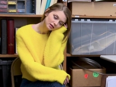 Nadyana Bakova pays her scenario by fucking dudes purple rod