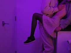 Brunette, Klubb, Fest, Petite, Offentlig, Skolejente, Tenåring, Hore