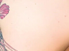 Amatéři, Velký zadek, Kuřba, Mezirasové, Milf žcbp, Tetování