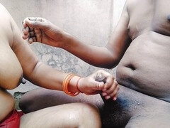 Bad, Blasen, Fingern, Indisch, Japanische massage, Hausmädchen, Reif, Muschi