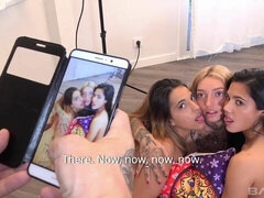 Blondynka, Palcówka, Całować, Masturbacja, Cipka, Ogolona, Trójkąt, Zabawki