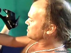 In den arsch, Braunhaarige, Hd, Absätze, Reif, Reife frau in den arsch, Milf, Vintage