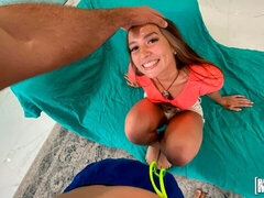 Ξανθιά, Πίπα, Σε στάση σκύλου στα τέσσερα, Μαλακία, Σκληρό, Γλείψιμο, Έφηβος, Βυζιά