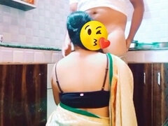 Tante, Stor rumpe, Kukk suging, Hjemmelaget, Inder, Kjøkken, Moden, Mamma