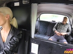 Zwart, Auto, Sperma, Handbeurt, Likken, Buiten, Kut duiken, Strak