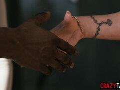 Grosse bite, Gros seins, Blonde, Sucer une bite, Mignonne, Hard, Interracial, Rugueux