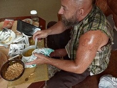 Pauzão, Boquete, Sexo com pé, Mãe gostosa, Tatuagem, Puta