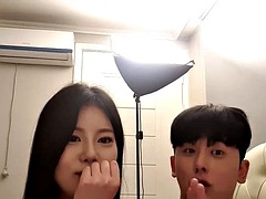 Amaterji, Azijci, Korejka, Masaža, Milf, V javnosti, Solo, Najstnice