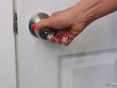 Babe, Kæreste, Lækker, Imellem racer, Ældre kvinde, Røvhåret, Bryster, Toilet