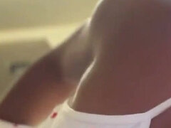 18 ans, Africain, Amateur, Gros cul, Noire, Cuisine, Petite femme, Adolescente