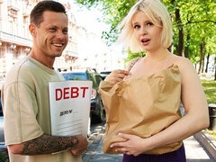 Hatalmas hátsó, Monumentális dákó, Tekintélyes didik, Szőke, Kutya póz, Nézőpont, Vékony, Tini