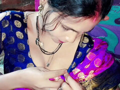 Beautiful Bride in Banarasi Saree Had a Lot of Fun in the Sex Room