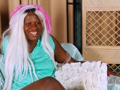 엉덩이, 큰 엉덩이, 큰 가슴, 흑인, 핑거링, 머리카락이 많은, 수음, 보지