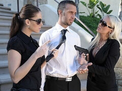 Asiatique, Gros cul, Grosse bite, Sucer une bite, Brunette brune, En levrette, Mère que j'aimerais baiser, Nénés