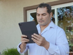 Črnke, Moški z dvema ženskama, Hardcore, Medrasni seks, Lizanje, Pornozvezde, Resničnost, Joške