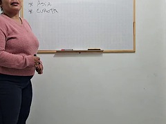 I masturbate in class, this mature teacher turns me on very much
