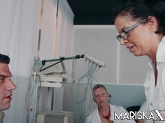 Avsugning, Doktor, Fetisch, Grupp, Hardcore, Mogen, Kontor, Rakad