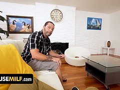 Stor røv, Store bryster, Pik sutte, Sædskud, Komme på ansigtet, Røvhåret, Hård sex, Skrige