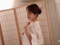 Asiatisch, Grosser arsch, Grosse titten, Spermaladung, Schwanz, Hardcore, Interrassisch