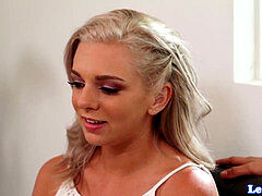 침실, 핑거링, 레즈비언, 수음, 조그마한, 현실, 면도된, 문신