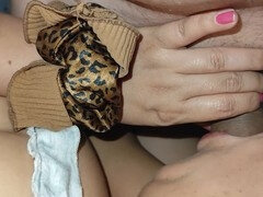 Røv til mund, Pik sutte, Brunette, Komme i munden, Far, Latinsk, Mor jeg gerne vil kneppe, Stedmor