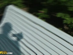 Sperma in gezicht, Hakken, Doordringend, Openbaar, Roodharige vrouw, Strippen, Tatoeage