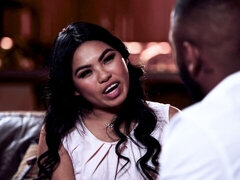 Stor stjärt, Svart, Avsugning, Brunett, Doggystyle, Mellanrasig, Underkläder, Milf